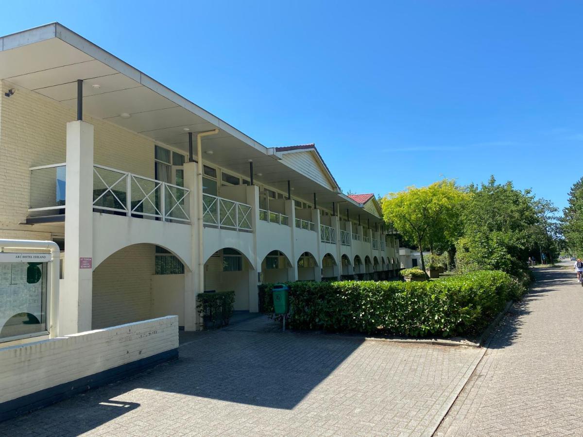 Fletcher Strandhotel Ренесе Екстериор снимка