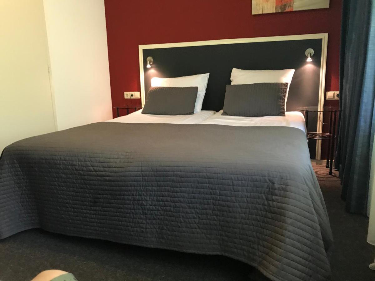 Fletcher Strandhotel Ренесе Екстериор снимка